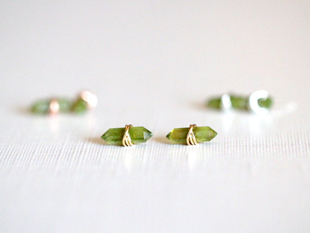 Crest Studs - Peridot