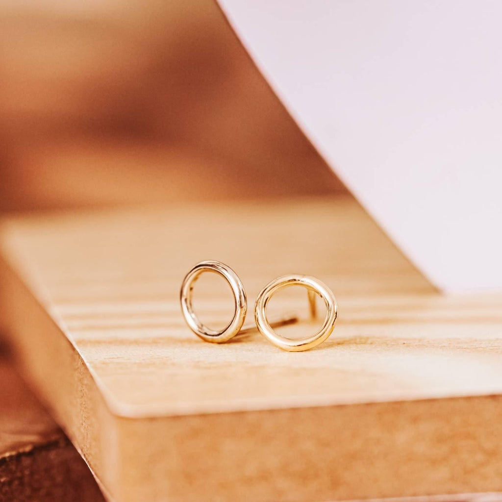 Dainty Circle Dangle Gold Stud Earrings
