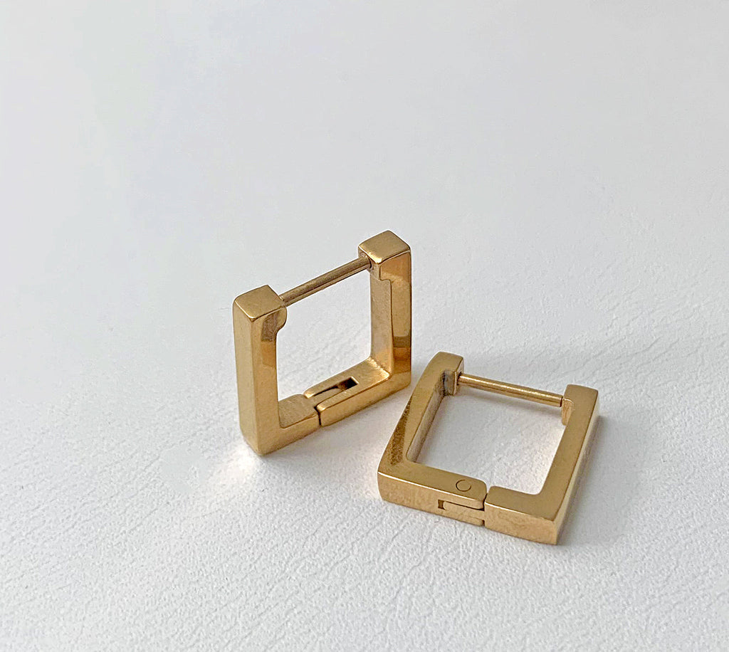 BRIE GOLD SQUARE HUGGIE EARRINGS