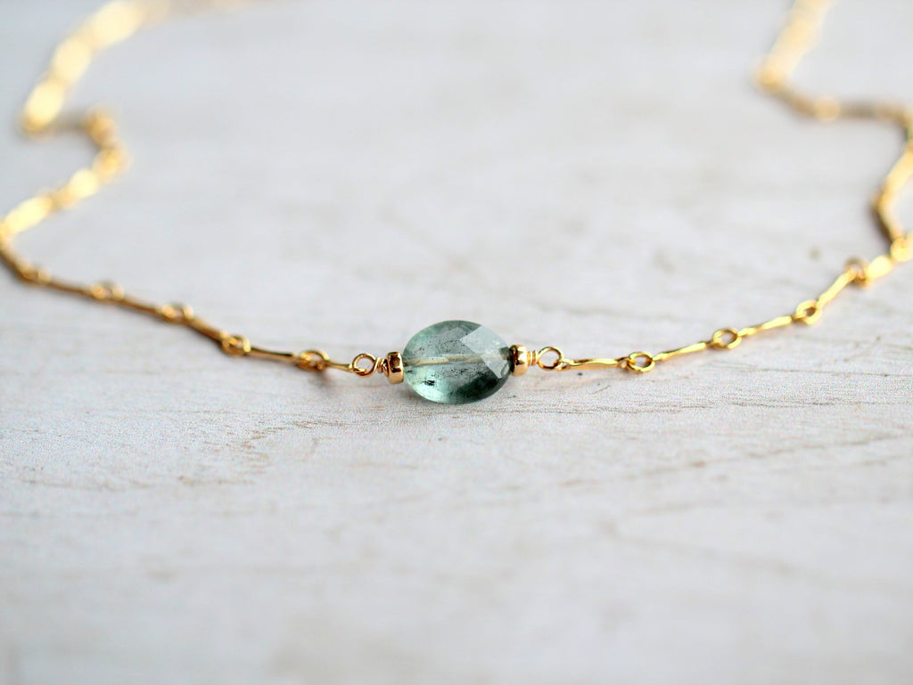 Pura Necklace