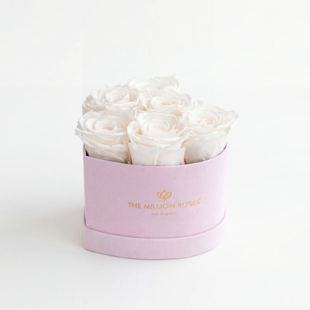 Baby Heart Light Pink Suede Box | White Roses