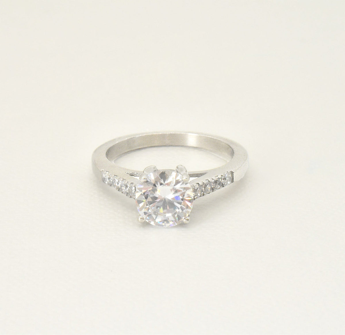 YVE GOLD DIAMOND PROMISE RING
