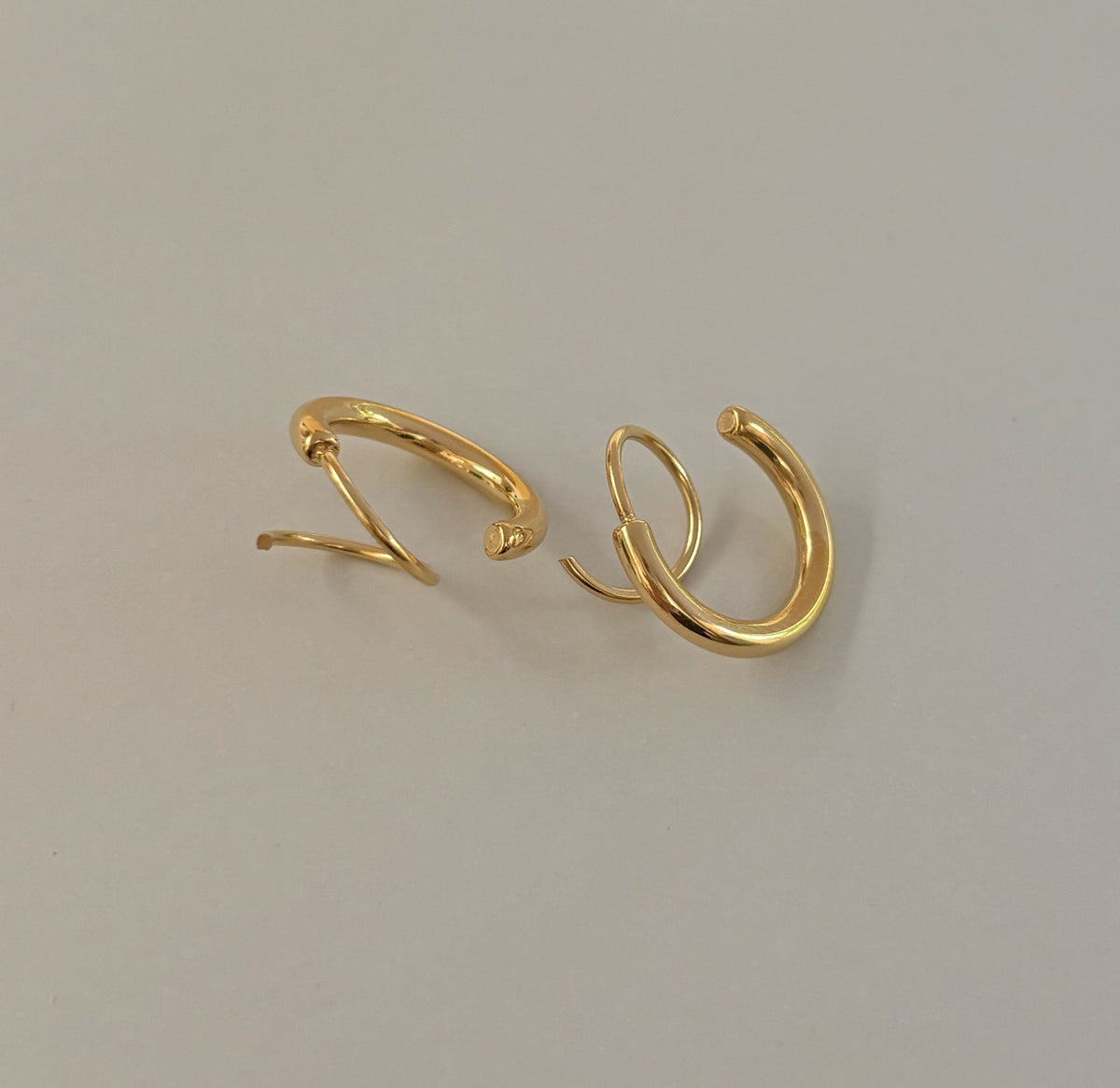 MICKY GOLD DOUBLE HUGGIE HOOP EARRINGS 2 IN 1