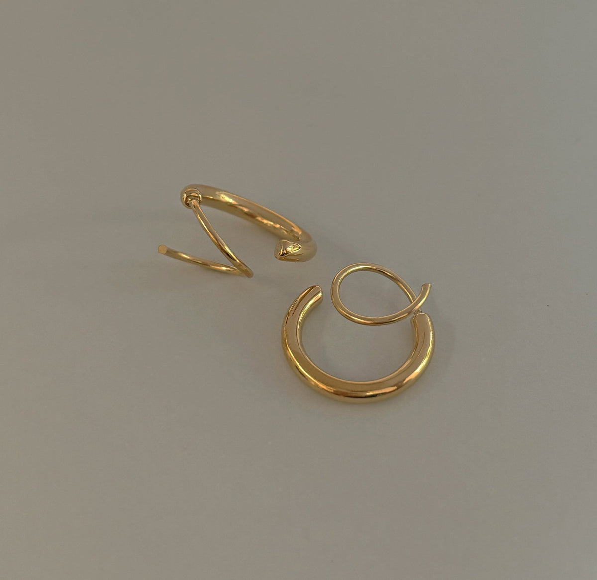MICKY GOLD DOUBLE HUGGIE HOOP EARRINGS 2 IN 1