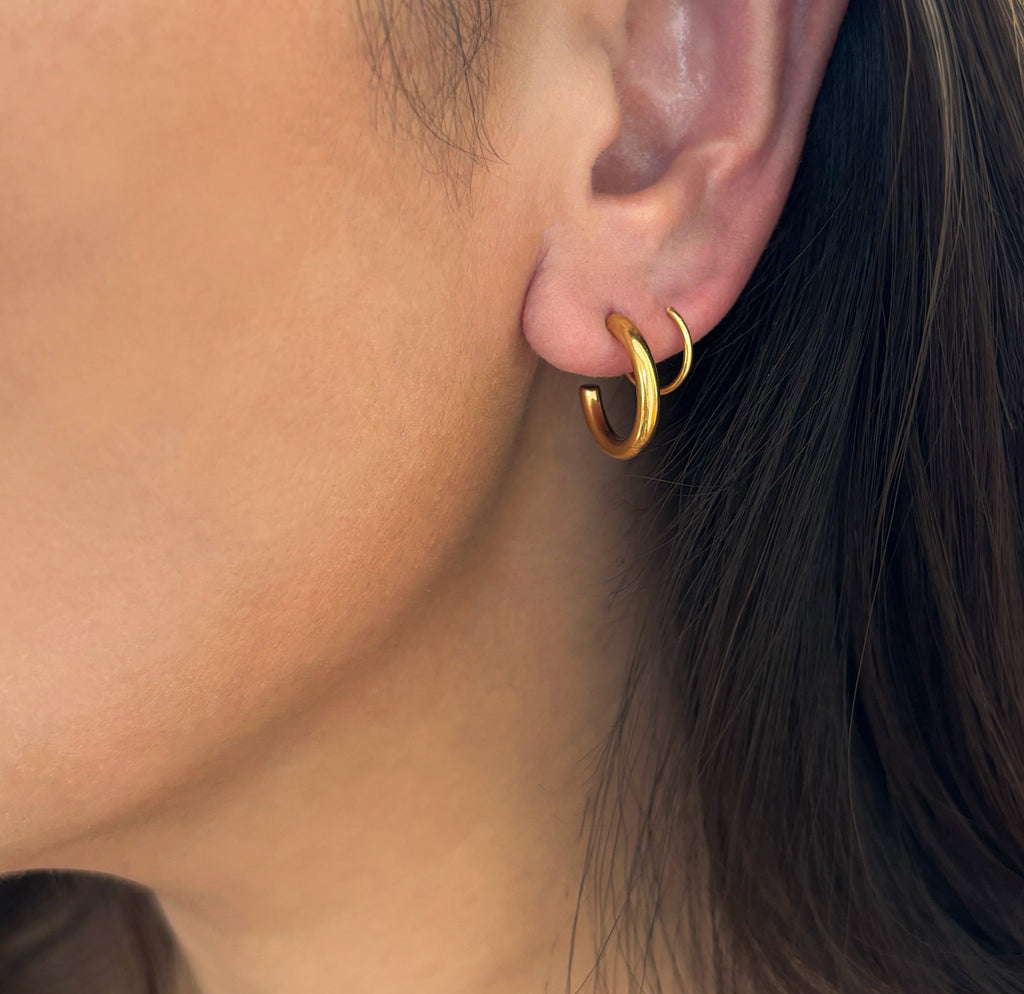 MICKY GOLD DOUBLE HUGGIE HOOP EARRINGS 2 IN 1