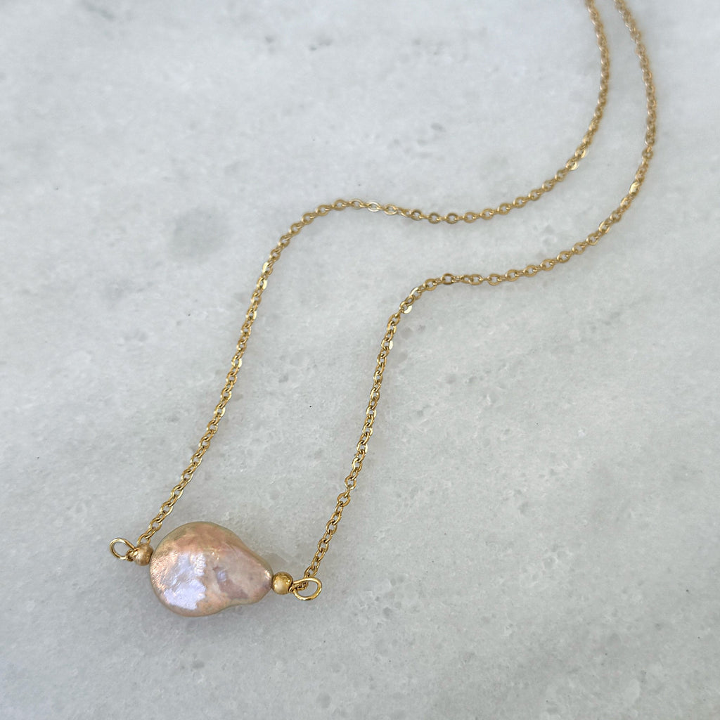 SERENA GOLD PINK PEARL PENDANT NECKLACE