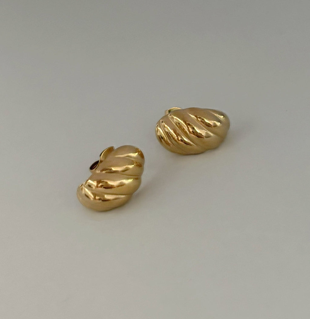 MARGAUX GOLD CROISSANT STUD EARRINGS